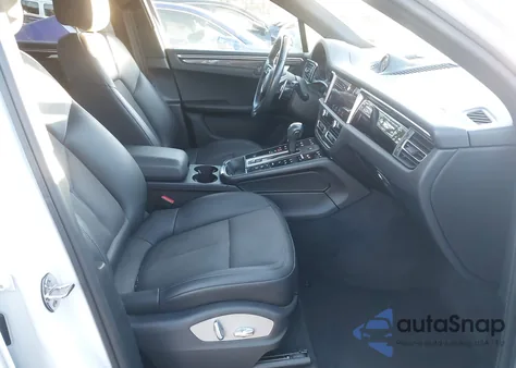 2022 Porsche Macan из США, поврежденный, VIN WP1AA2A54NLB01912